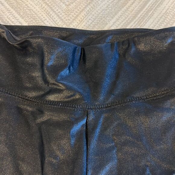 Katie J NYC Girls Black Spandex Shorts - Picture 2 of 4